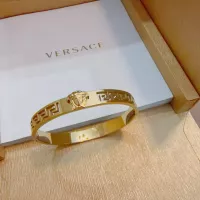$42.00 USD Versace Bracelets #1390108