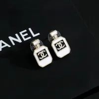 $25.00 USD Chanel Earrings For Women #1390498
