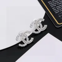 $25.00 USD Chanel Earrings For Women #1390538