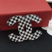 $29.00 USD Chanel Brooches For Women #1390979