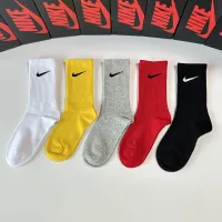 $29.00 USD Nike Socks #1391087