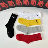 $29.00 USD Nike Socks #1391087