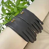 $56.00 USD Hermes Gloves For Women #1391486
