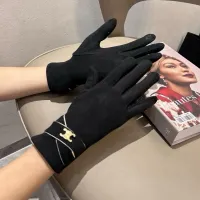 $36.00 USD Celine Gloves For Women #1391491