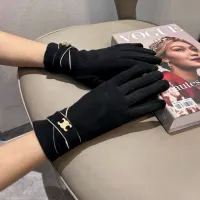 $36.00 USD Celine Gloves For Women #1391491