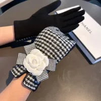 $39.00 USD Chanel Gloves For Women #1391493