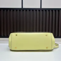 $112.00 USD Givenchy AAA Quality Handbags For Women #1392275