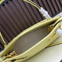 $112.00 USD Givenchy AAA Quality Handbags For Women #1392275