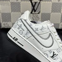 $102.00 USD Louis Vuitton Casual Shoes For Men #1392316