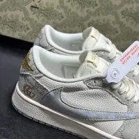 $108.00 USD Gucci Casual Shoes For Men #1392378