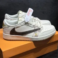 $108.00 USD Louis Vuitton Casual Shoes For Men #1392381