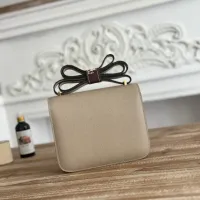 $88.00 USD Hermes AAA Quality Messenger Bags For Women #1392437