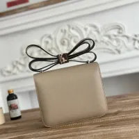 $96.00 USD Hermes AAA Quality Messenger Bags For Women #1392440