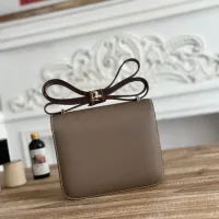 $88.00 USD Hermes AAA Quality Messenger Bags For Women #1392443