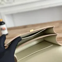 $88.00 USD Hermes AAA Quality Messenger Bags For Women #1392445