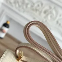 $96.00 USD Hermes AAA Quality Messenger Bags For Women #1392446