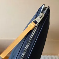 $102.00 USD Louis Vuitton AAA Quality Toilet Pouches For Women #1392669