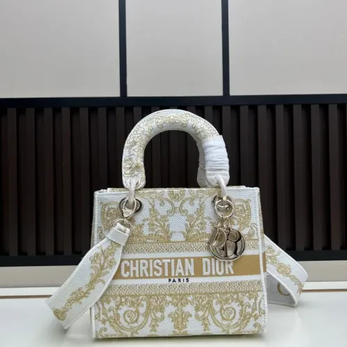 Christian Dior AAA Quality Handbags For Women #1393621 $112.00 USD, Wholesale Replica Christian Dior AAA Quality Handbags