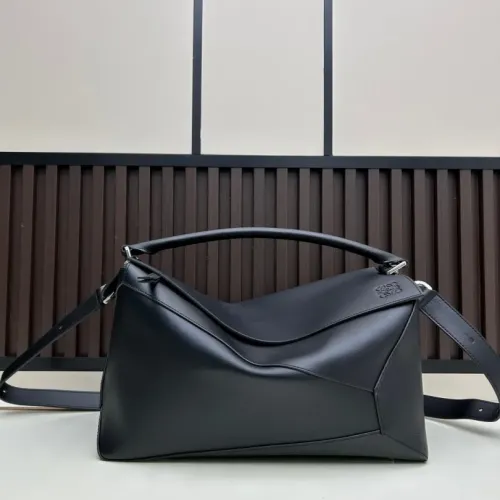 LOEWE AAA Quality Messenger Bags For Women #1393630 $240.00 USD, Wholesale Replica LOEWE AAA Quality Messenger Bags