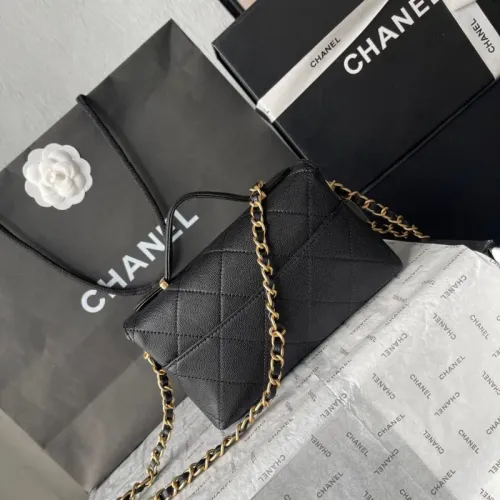 Replica Chanel AAA Quality Messenger Bags For Women #1393639 $112.00 USD for Wholesale