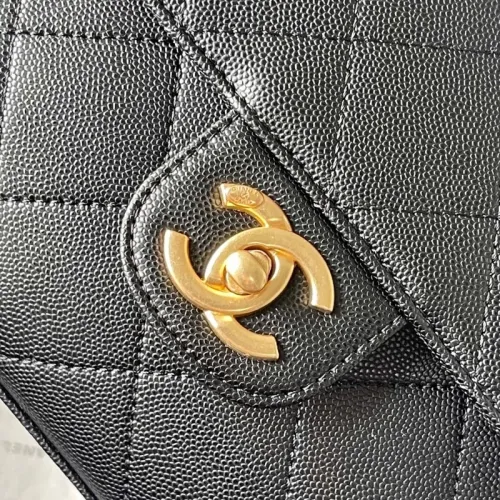 Replica Chanel AAA Quality Messenger Bags For Women #1393640 $115.00 USD for Wholesale