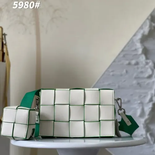 Bottega Veneta BV AAA Quality Messenger Bags For Women #1393641