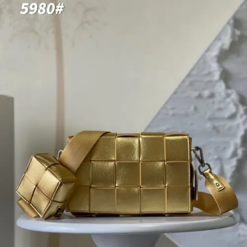 Bottega Veneta BV AAA Quality Messenger Bags For Women #1393642