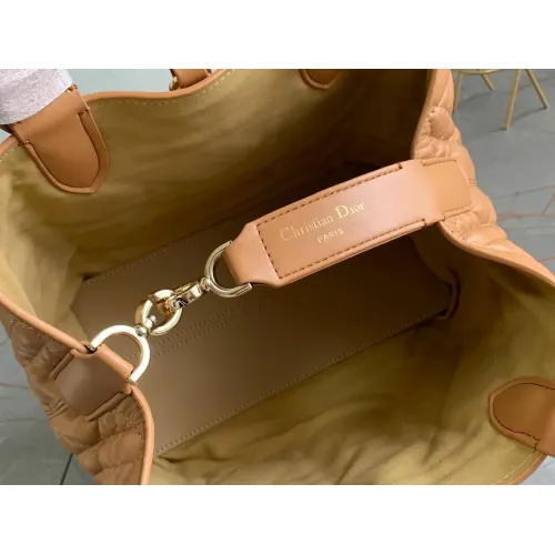 Replica Christian Dior AAA Quality Handbags For Women #1393718 $100.00 USD for Wholesale