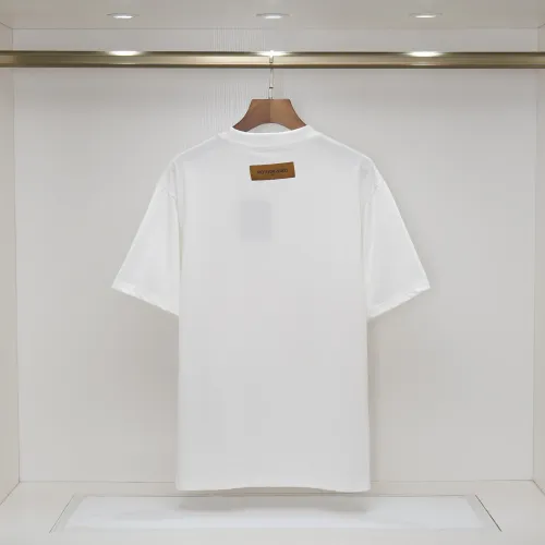 Replica Louis Vuitton LV T-Shirts Short Sleeved For Unisex #1395938 $36.00 USD for Wholesale