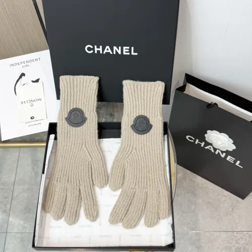 Moncler Gloves #1396882