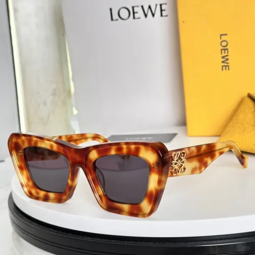 LOEWE AAA Quality Sunglasses #1397059