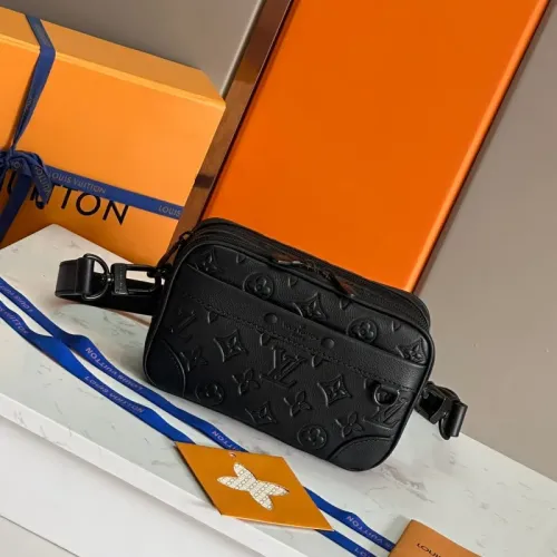 Louis Vuitton AAA Man Messenger Bags #1397366 $140.00 USD, Wholesale Replica Louis Vuitton AAA Man Messenger Bags