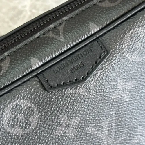 Replica Louis Vuitton AAA Man Messenger Bags #1397425 $132.00 USD for Wholesale