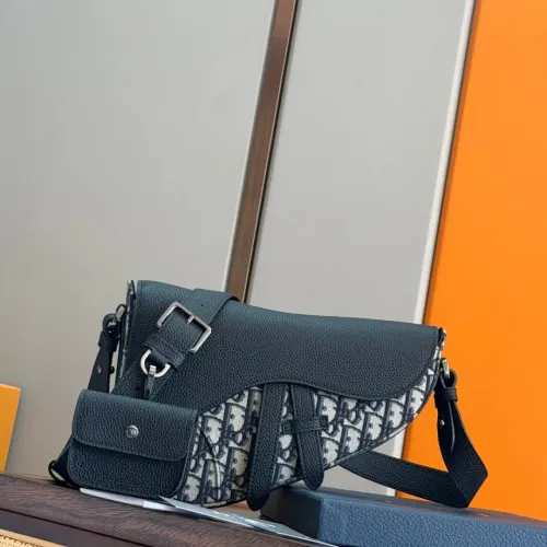 Christian Dior AAA Man Messenger Bags #1397953
