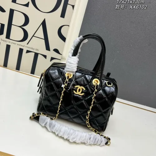 Chanel AAA Quality Handbags For Women #1398905