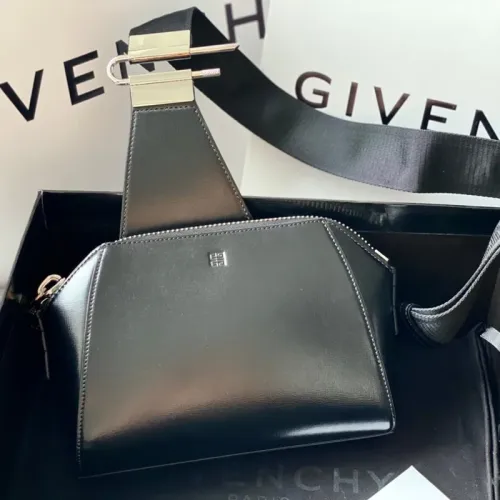 Givenchy AAA Quality Messenger Bags For Unisex #1399036
