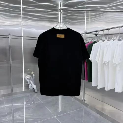 Replica Louis Vuitton LV T-Shirts Short Sleeved For Unisex #1399874 $40.00 USD for Wholesale