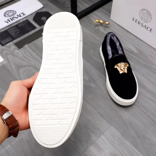 Replica Versace Casual Shoes For Men #1400067 $68.00 USD for Wholesale