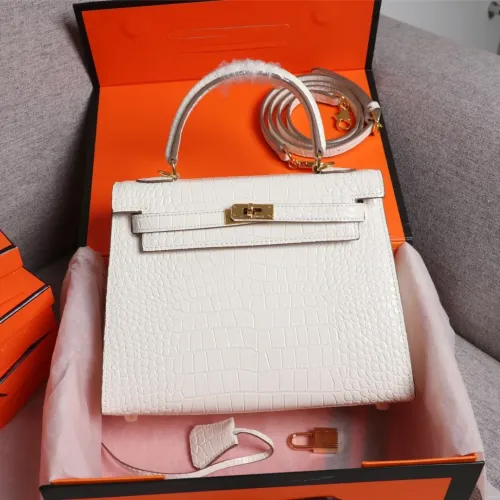 Hermes AAA Quality Handbags For Women #1401423 $98.00 USD, Wholesale Replica Hermes AAA Quality Handbags