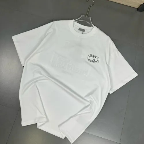 Christian Dior T-Shirts Short Sleeved For Unisex #1402124 $32.00 USD, Wholesale Replica Christian Dior T-Shirts