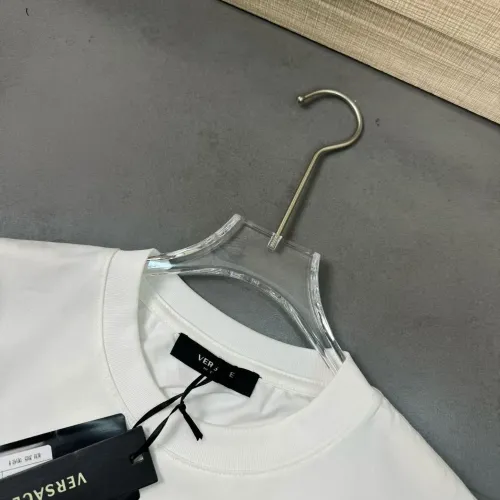 Replica Versace T-Shirts Short Sleeved For Unisex #1402255 $32.00 USD for Wholesale