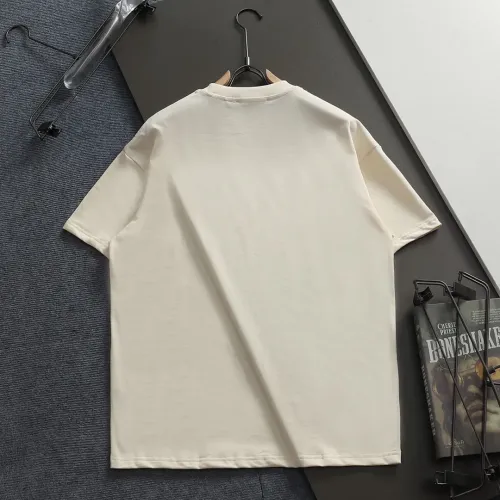 Replica Gucci T-Shirts Short Sleeved For Unisex #1404252 $40.00 USD for Wholesale