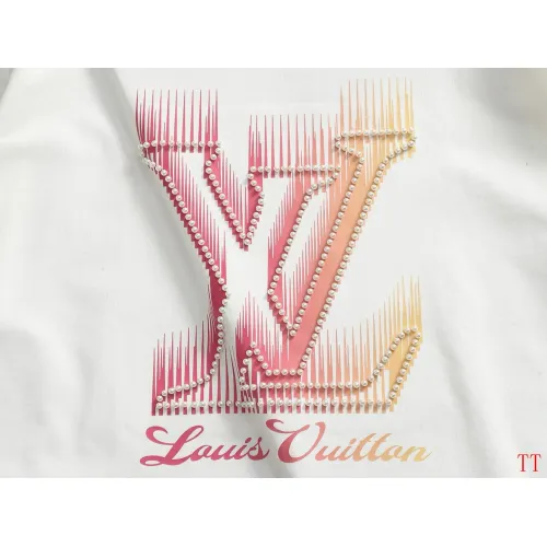 Replica Louis Vuitton LV T-Shirts Short Sleeved For Unisex #1404279 $48.00 USD for Wholesale