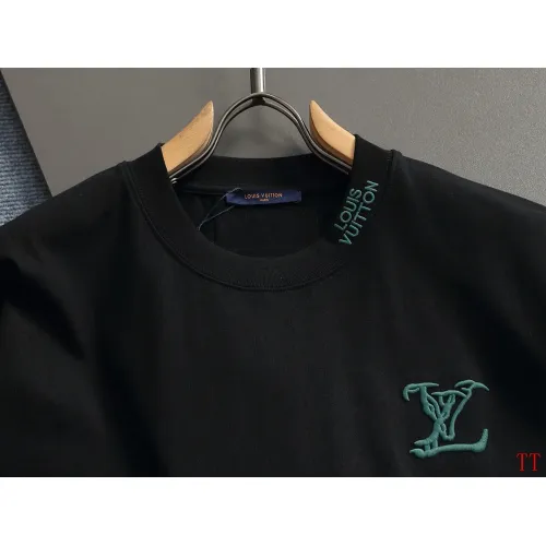 Replica Louis Vuitton LV T-Shirts Short Sleeved For Unisex #1404287 $42.00 USD for Wholesale