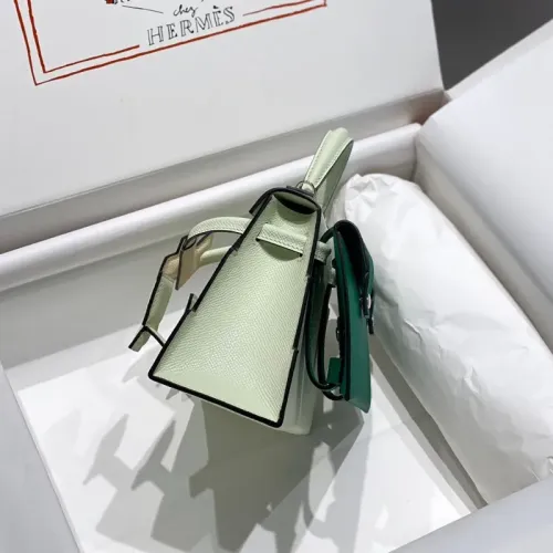 Replica Hermes AAA Quality Handbags For Women #1405189 $100.00 USD for Wholesale