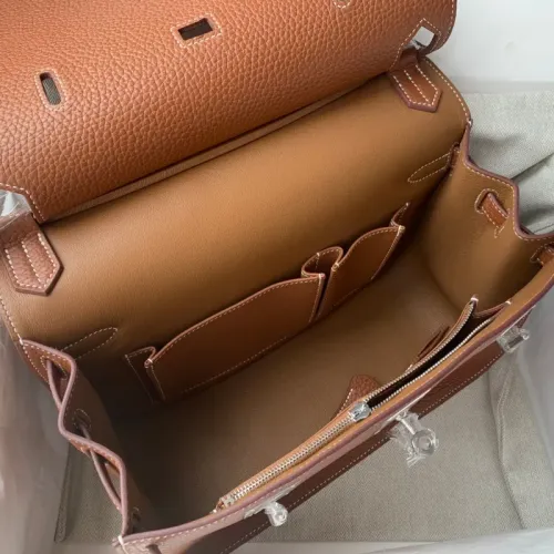 Replica Hermes AAA Quality Messenger Bags For Women #1405366 $115.00 USD for Wholesale