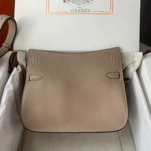 Replica Hermes AAA Quality Messenger Bags For Women #1405368 $115.00 USD for Wholesale