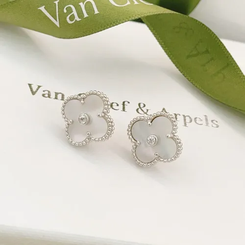 Replica Van Cleef & Arpels Earrings For Women #1406293 $25.00 USD for Wholesale