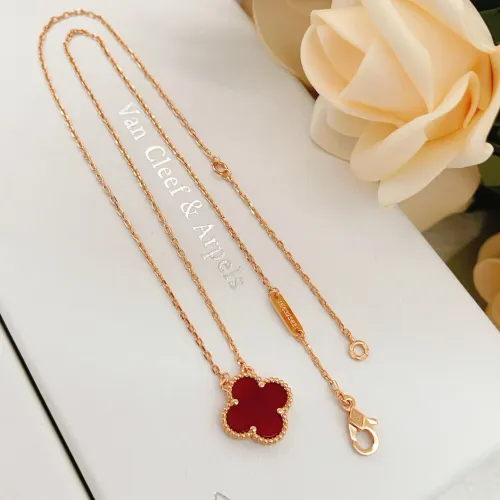 Van Cleef &amp; Arpels Necklaces For Women #1406550 $25.00 USD, Wholesale Replica Van Cleef &amp; Arpels Necklaces