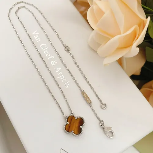 Van Cleef &amp; Arpels Necklaces For Women #1406555 $25.00 USD, Wholesale Replica Van Cleef &amp; Arpels Necklaces